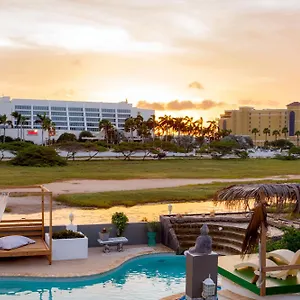 3* Hotel Modern Aruba